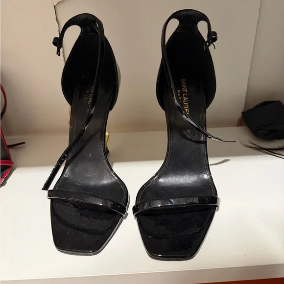 Saint Laurent Glossy Black Heels - Picture 2 of 5